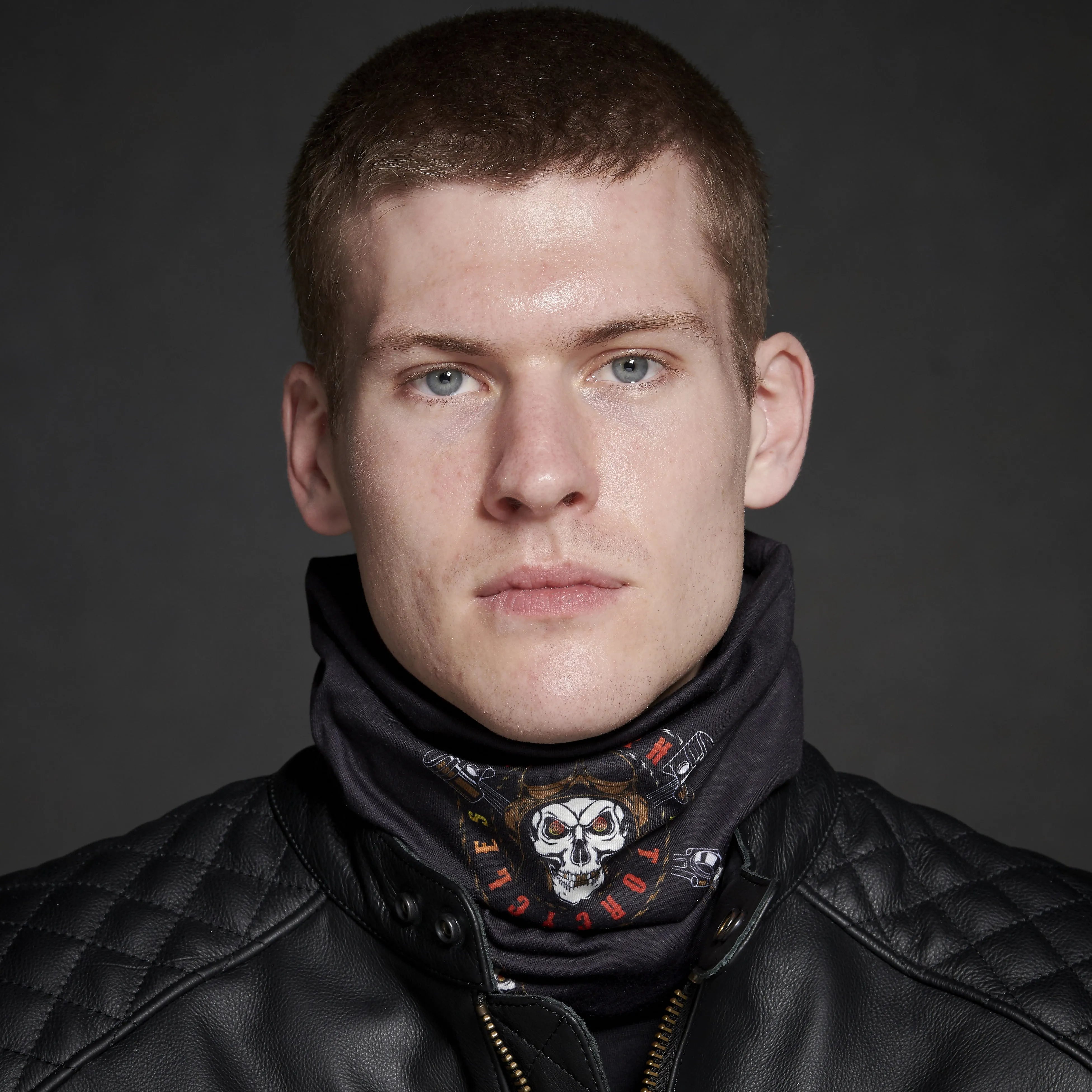 Triumph Jackal Neck Tube in Black